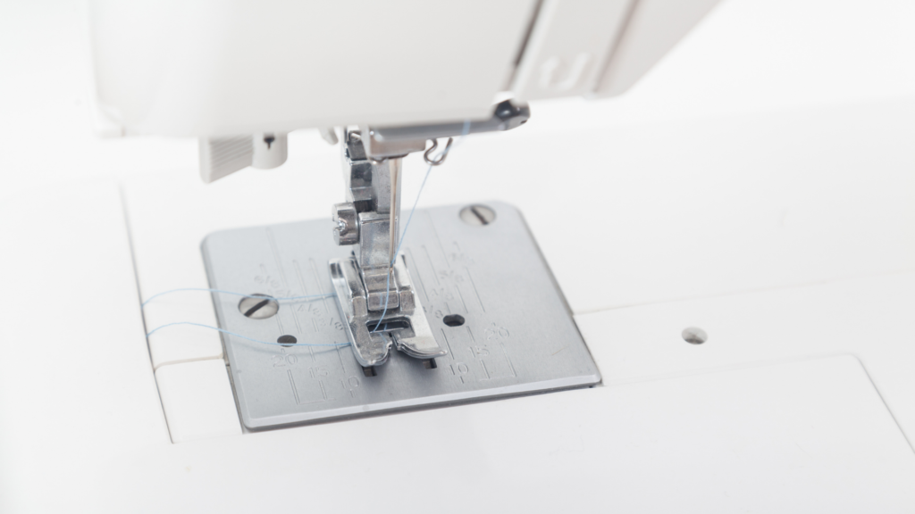 Featured image of How to replace a sewing machine needle
