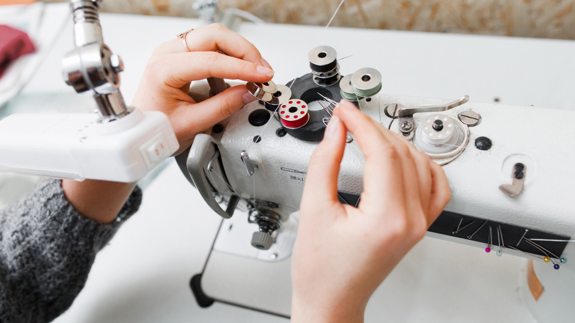 Read more about the article All About Bobbin: The Proper Way to Thread a Bobbin
