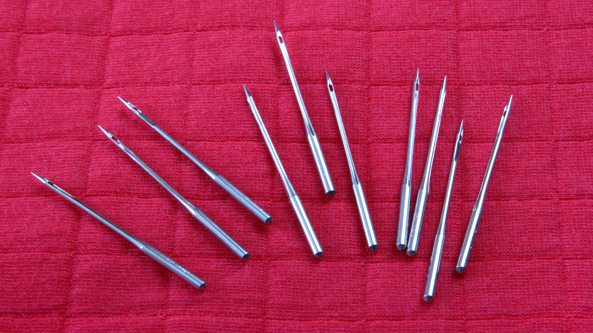 Read more about the article 8 Types Of Sewing Machine Needles And How To Use Them