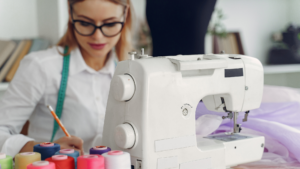 Read more about the article 3 BEST Sewing Machines For Leather in 2021