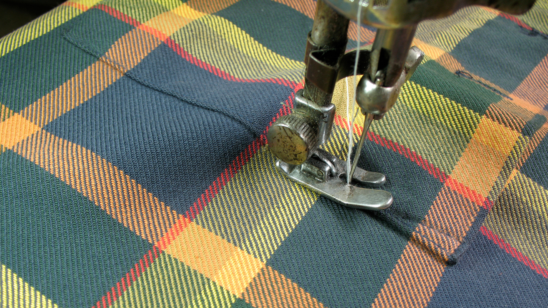 Read more about the article Topstitching 101: Everything You Need To Know