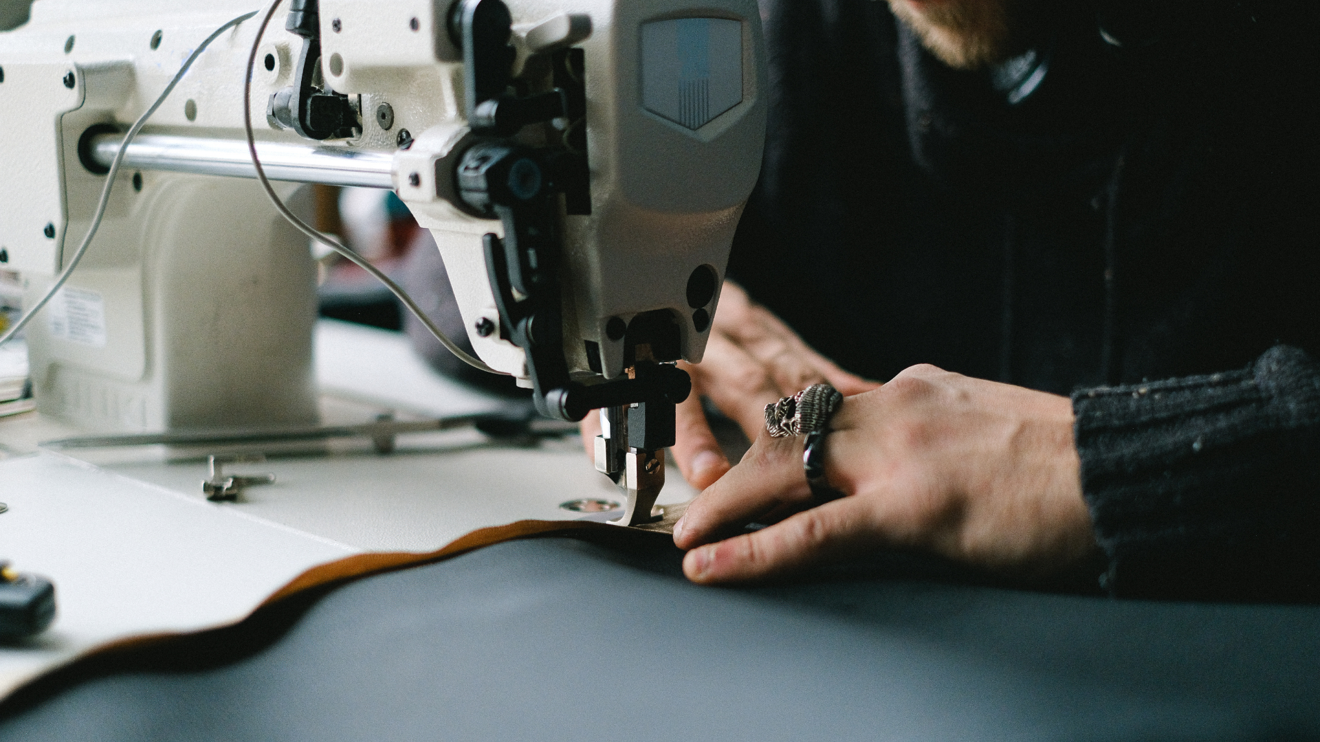 Read more about the article 6 BEST Sewing Machines for Bag Making in 2023