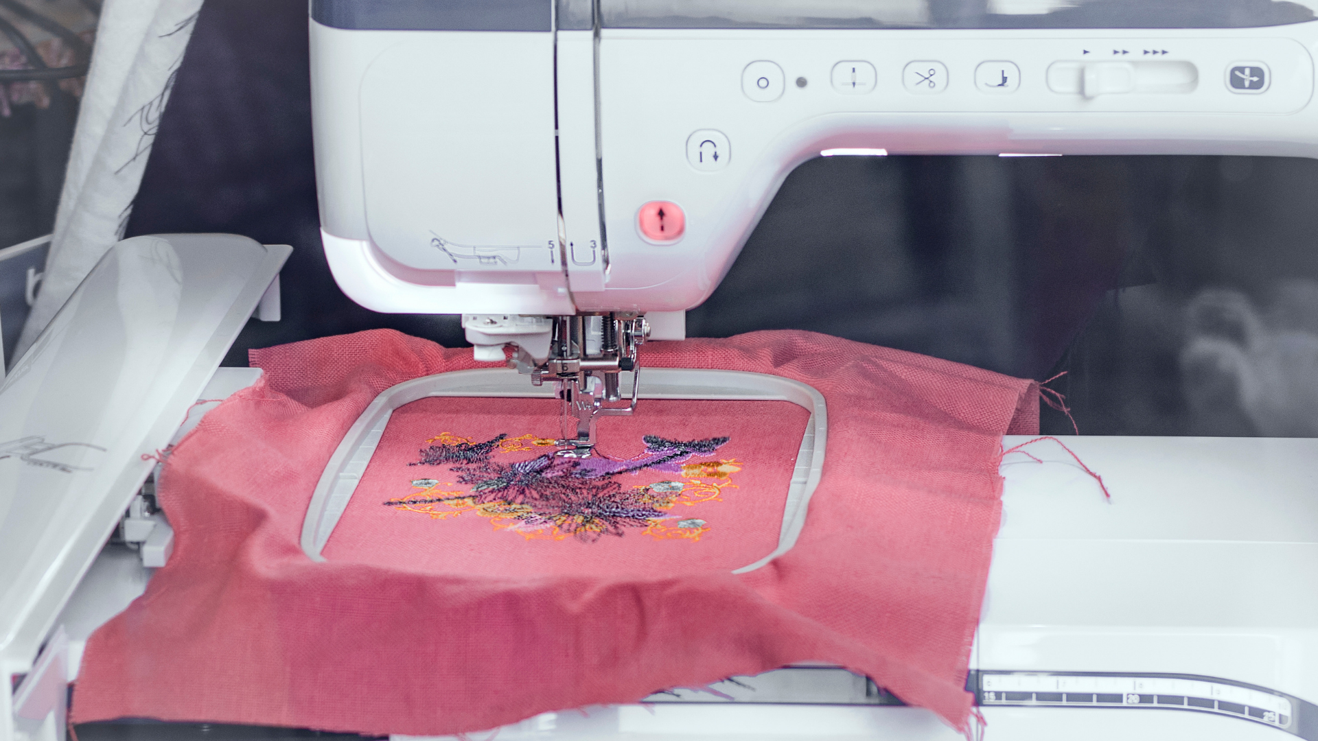 Read more about the article How To Embroider Letters With Sewing Machine