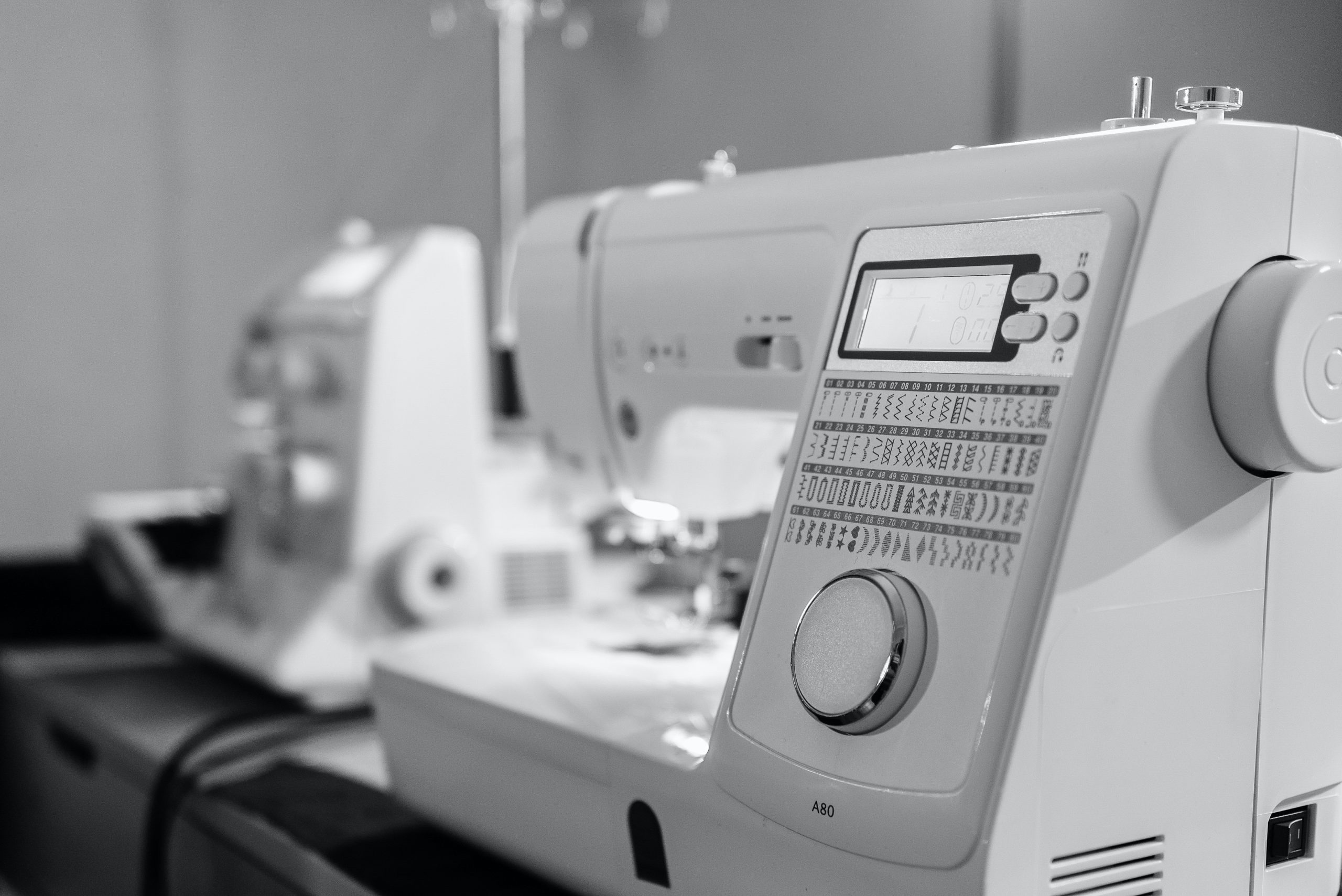Read more about the article 5 BEST Walking Foot Sewing Machine in 2022